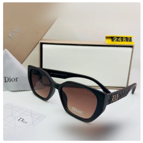 Dior Cat-Eye Sunglasses – Black Frame with Gold CD Logo