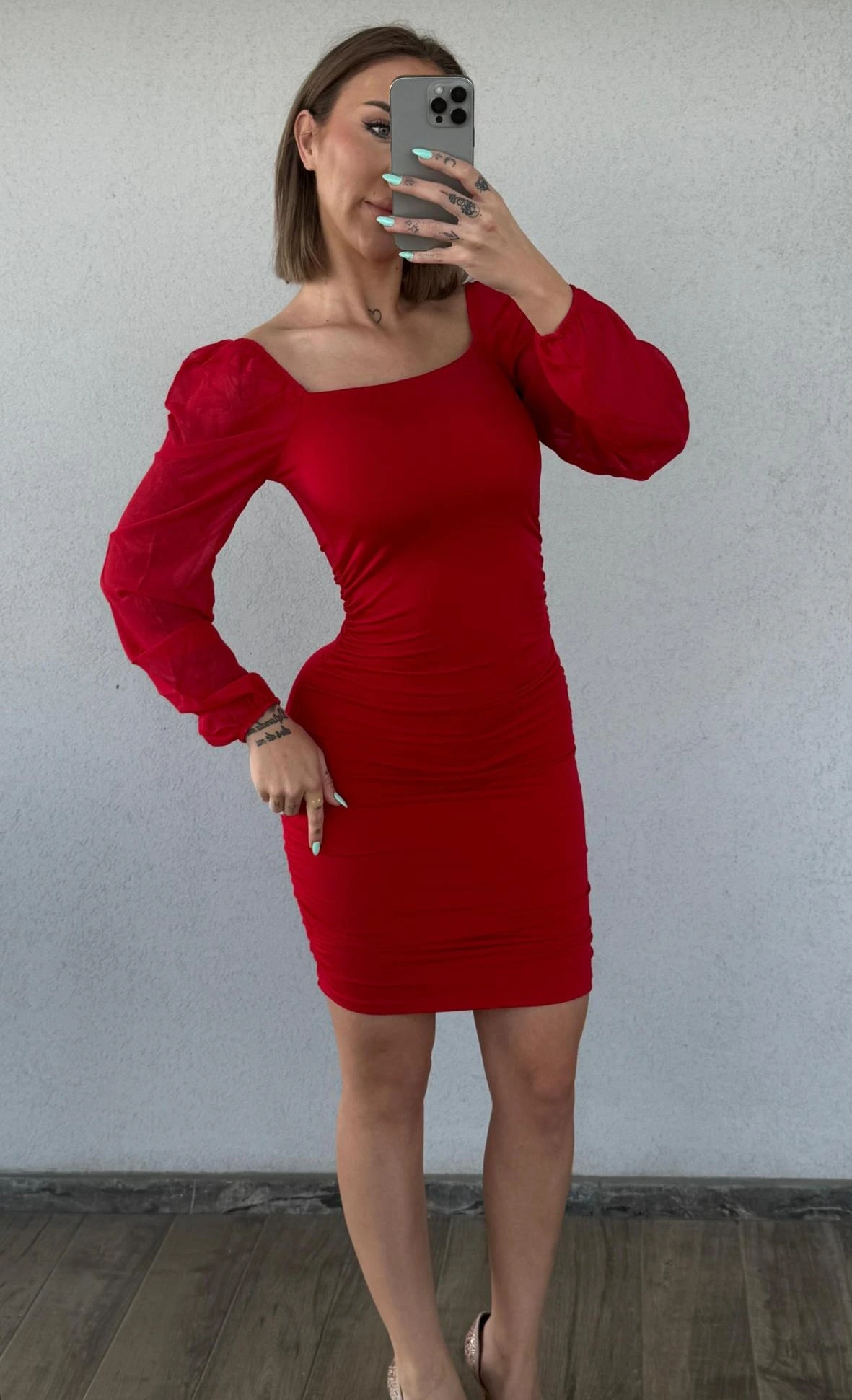 Scarlet Grace Puff-Sleeve Dress