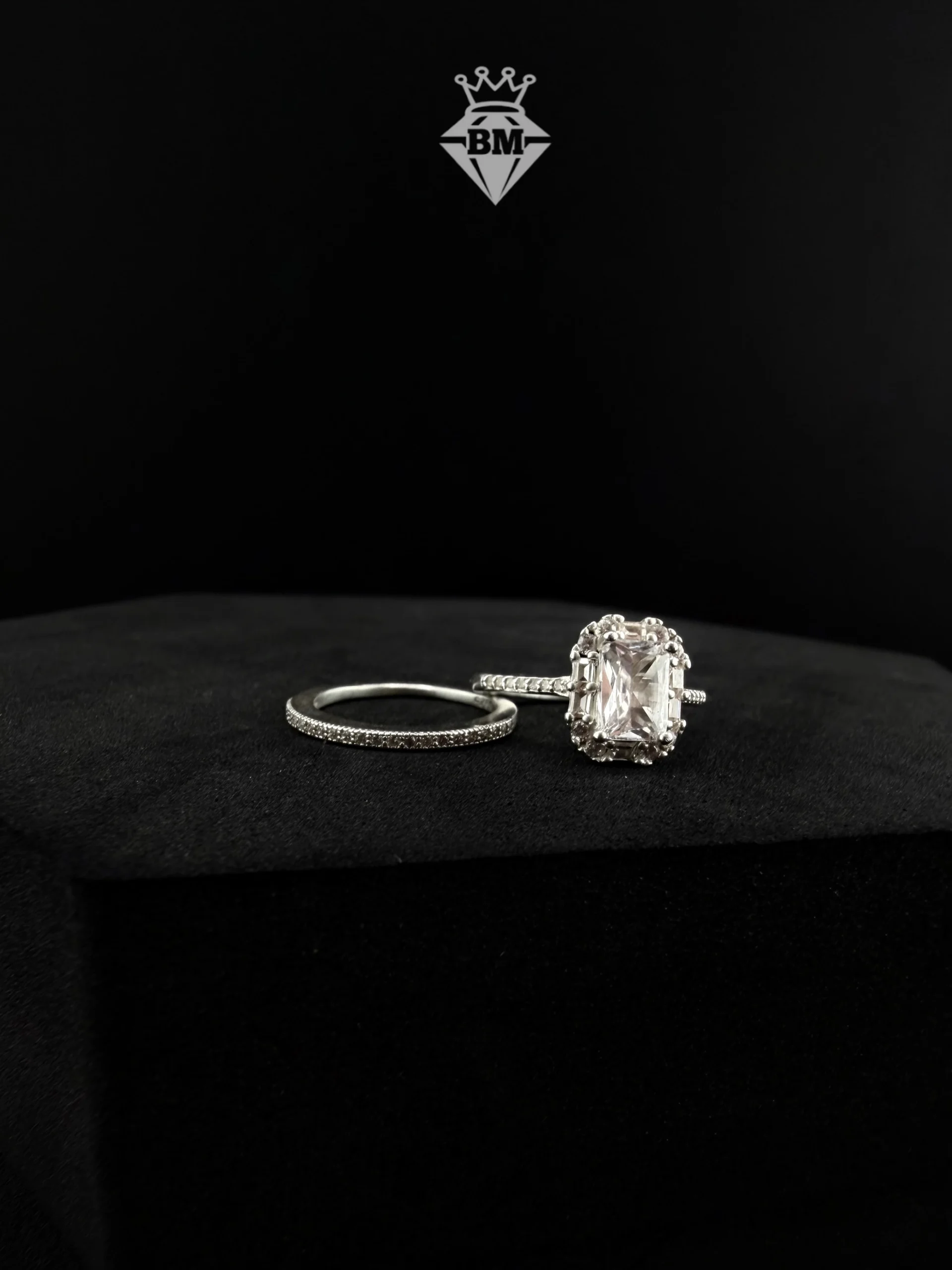 Radiant Crown Emerald-Cut Diamond Ring Set