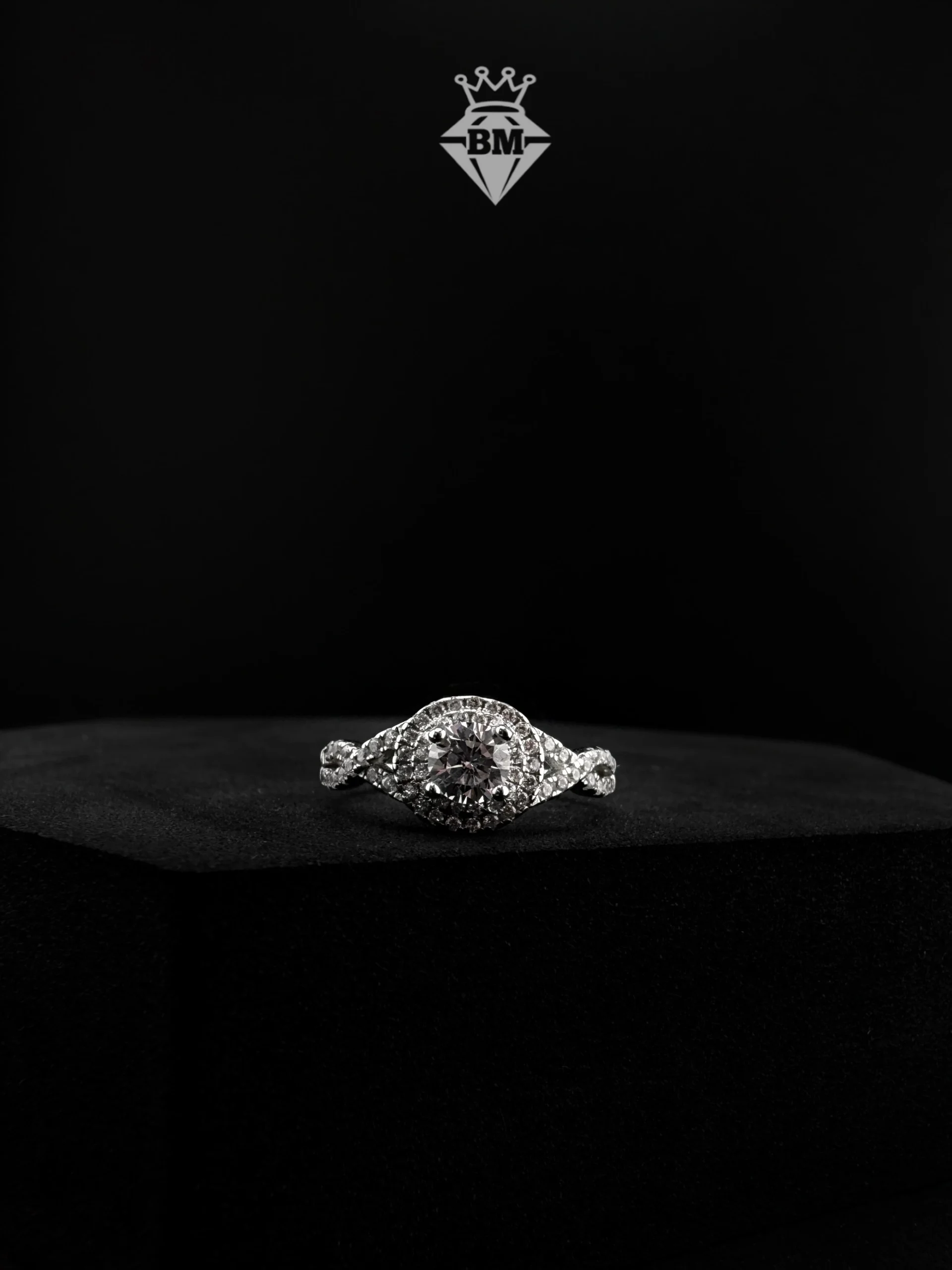 Twilight Halo Round Diamond Ring