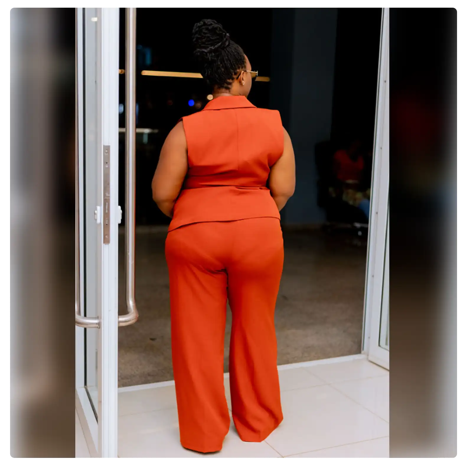 Women's Rust Sleeveless Blazer & Wide-Leg Pants Set - Image 2