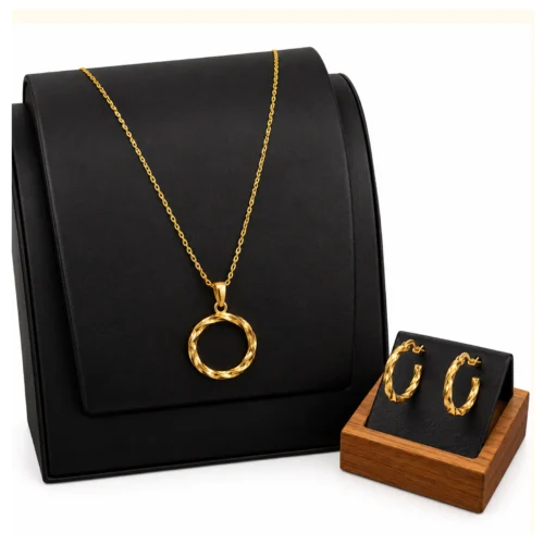 Pure Gold Textured Circle Necklace & Hoop Earrings Set